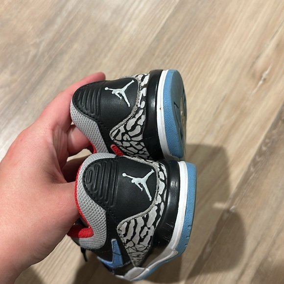 Nike Air Jordan Legacy 312 Low GS Black Blue Red size 11c - Picture 5 of 10